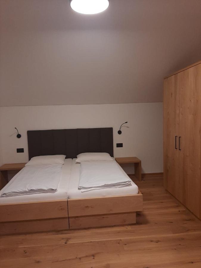 Garni Lindenhof Hotel Brunico Exterior photo